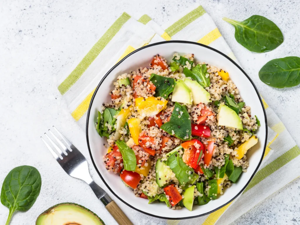 Insalata Di Quinoa Con Verdure E Curry Nutrizione Sana